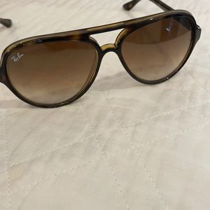COPY - Ray ban glasses with case